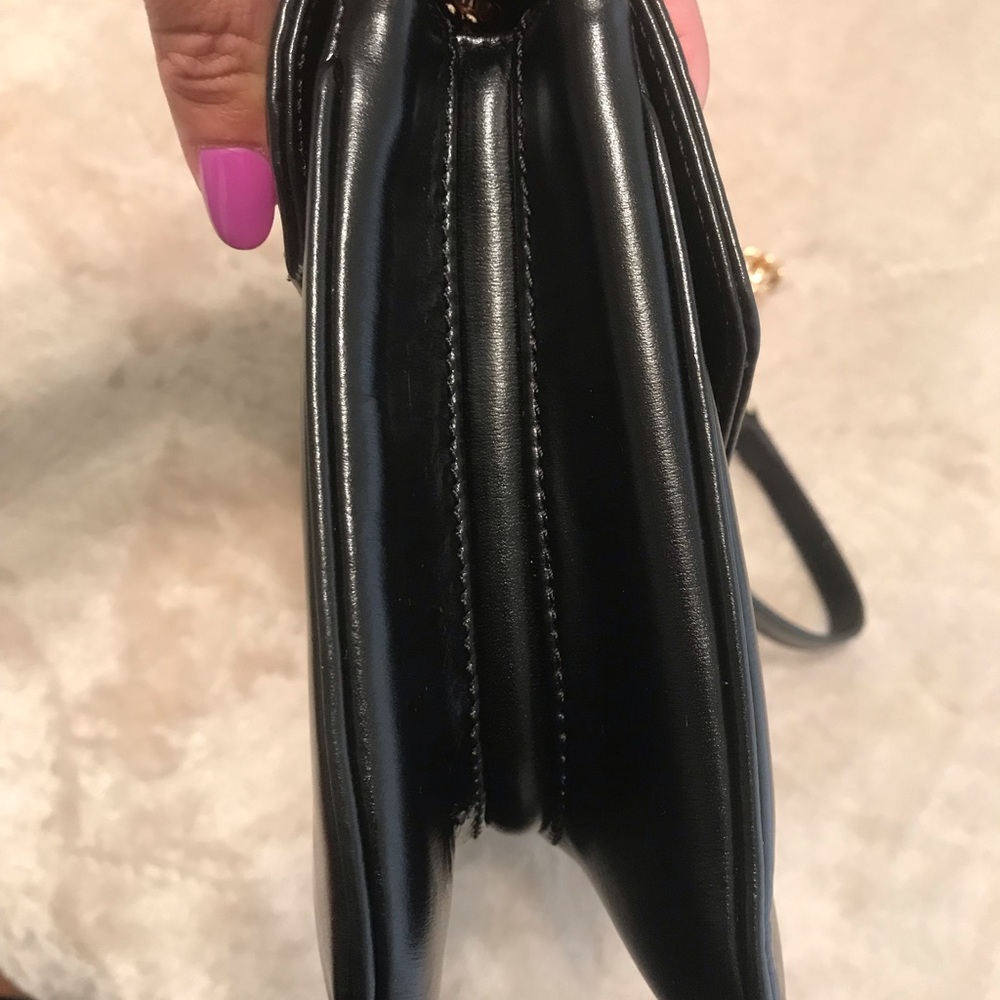 Gucci Rajah Medium Shoulder Bag - Picture 6 of 8
